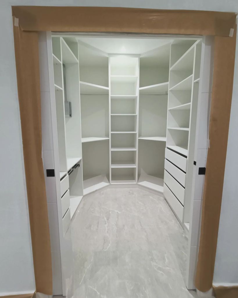 Armario o vestidor a medida de Muebles Carrascosa