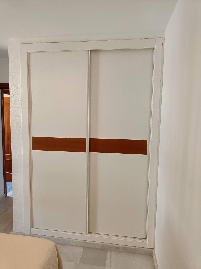 Armario o vestidor a medida de Muebles Carrascosa