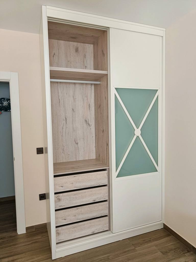 Armario o vestidor a medida de Muebles Carrascosa
