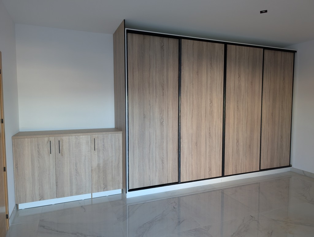 Armario o vestidor a medida de Muebles Carrascosa