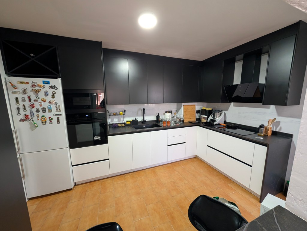 Cocina a medida de Muebles Carrascosa