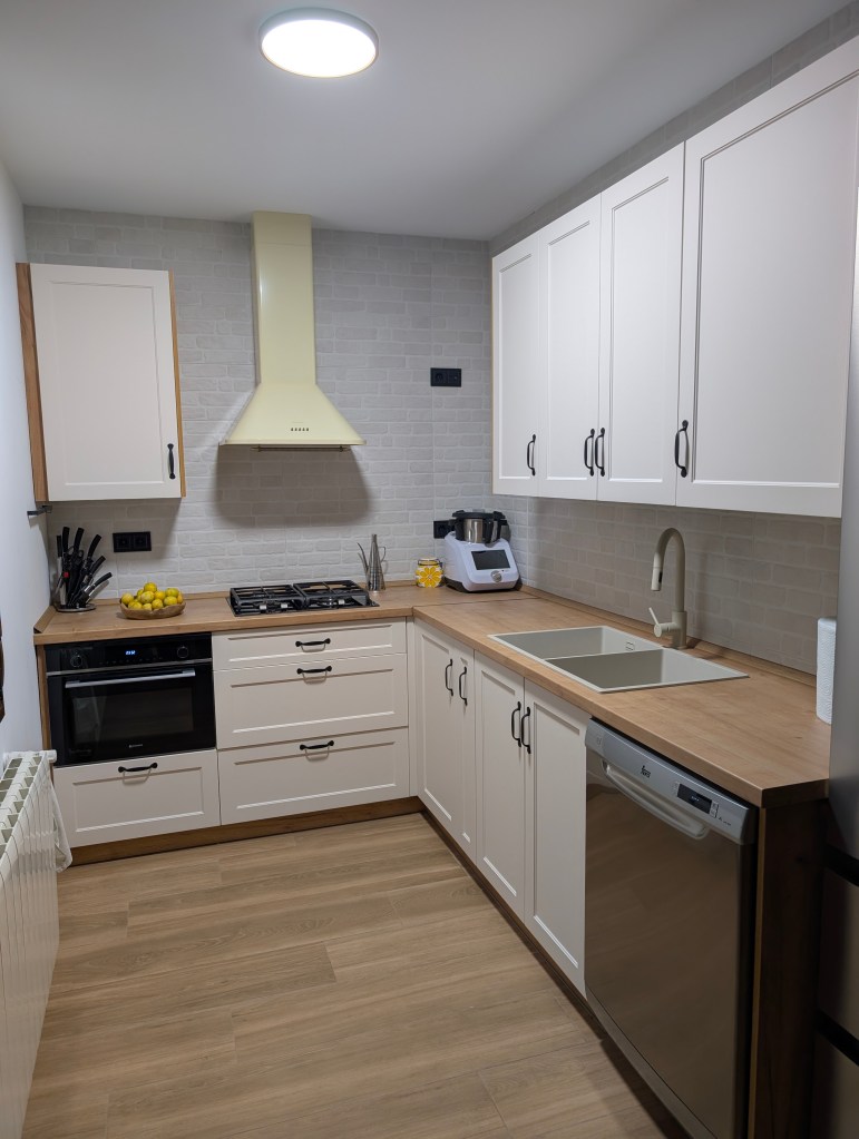 Cocina a medida de Muebles Carrascosa