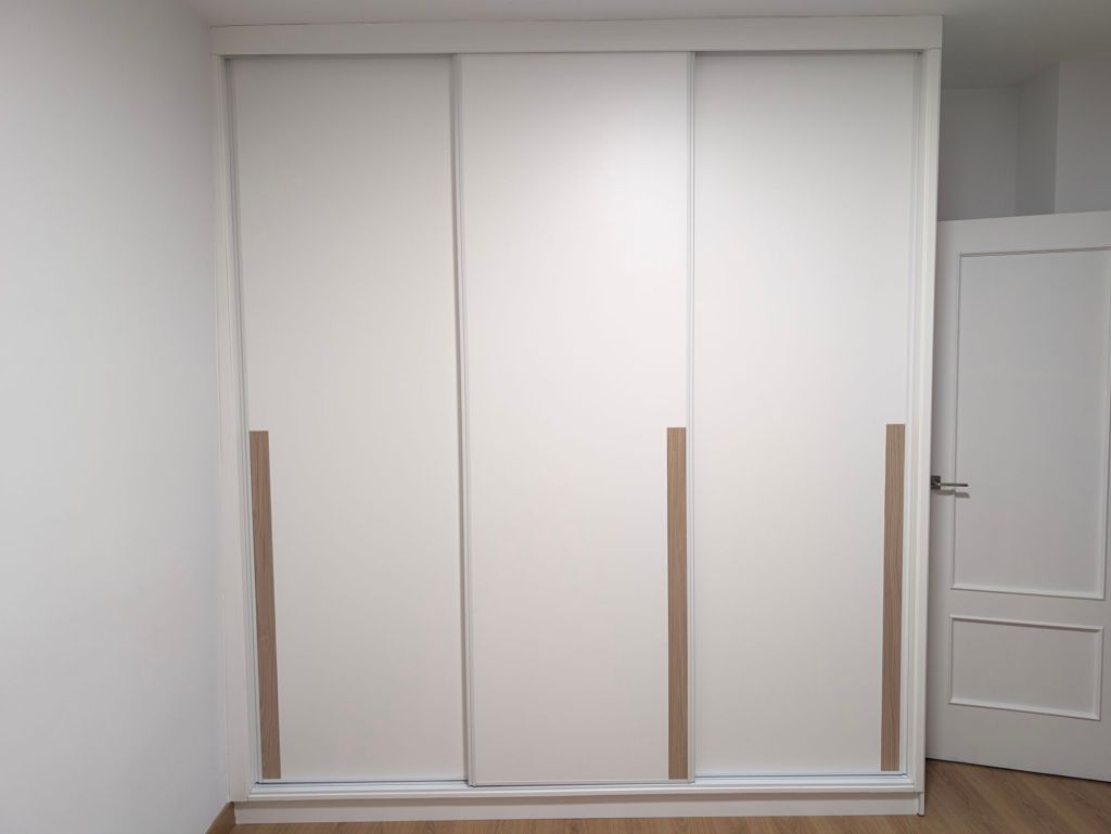Armario o vestidor a medida de Muebles Carrascosa